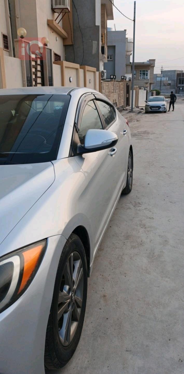 هيونداي النترا